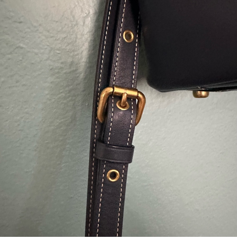 Coach Courier Carryall 23 1941 - Picture 9 of 14
